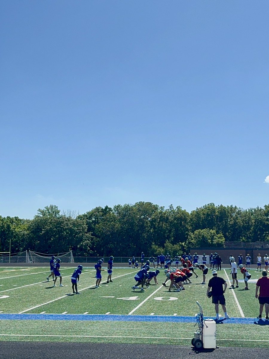 Lamar E. Whitson IV (Coach Lamar) (@coach_lamar_iv) on Twitter photo Great morning for ball! Thanks
<a href="/Coach_MA_/">Michael A Allen</a> for having GameBreakers Academy out to share with your team! <a href="/OSFalconFB/">Olathe South Falcons</a> is in great hands!
STRONG Foundation being built with a great group of young men. Can't wait to see your squad in action this fall family!
#HWPO #DefyExpectations Great morning for ball! Thanks
<a href="/Coach_MA_/">Michael A Allen</a> for having GameBreakers Academy out to share with your team! <a href="/OSFalconFB/">Olathe South Falcons</a> is in great hands!
STRONG Foundation being built with a great group of young men. Can't wait to see your squad in action this fall family!
#HWPO #DefyExpectations