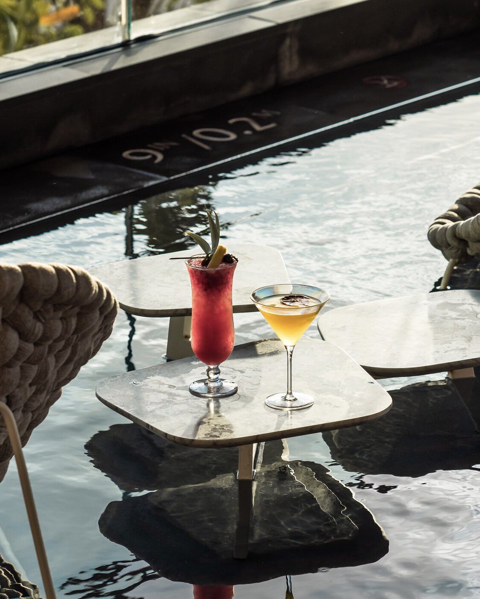 Sips, sun, and serenity, best enjoyed at The Lānai.🌞🍹