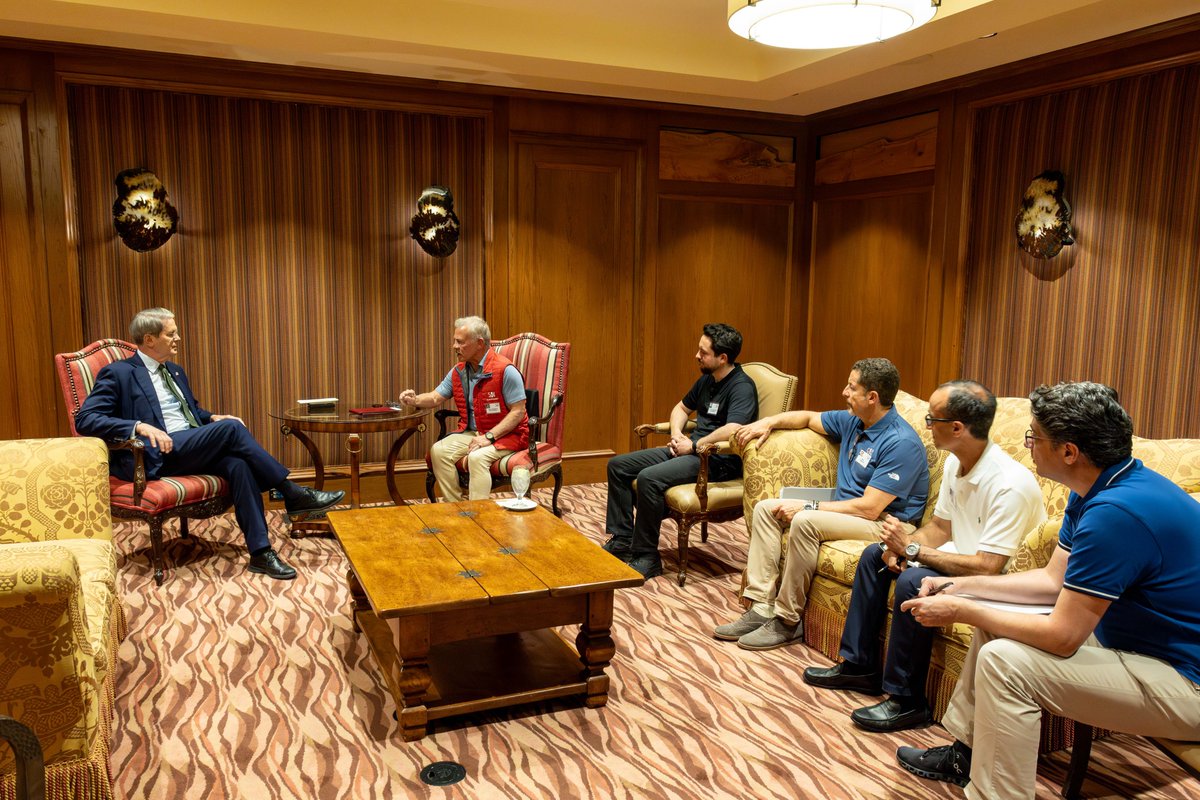 RHCJO's tweet image. His Majesty King Abdullah II, accompanied by His Royal Highness Crown Prince Al Hussein, met with US Treasury Secretary Scott Bessent on margins of Sun Valley economic forum in Idaho, US, where they discussed the positive economic relationship between the United States and Jordan