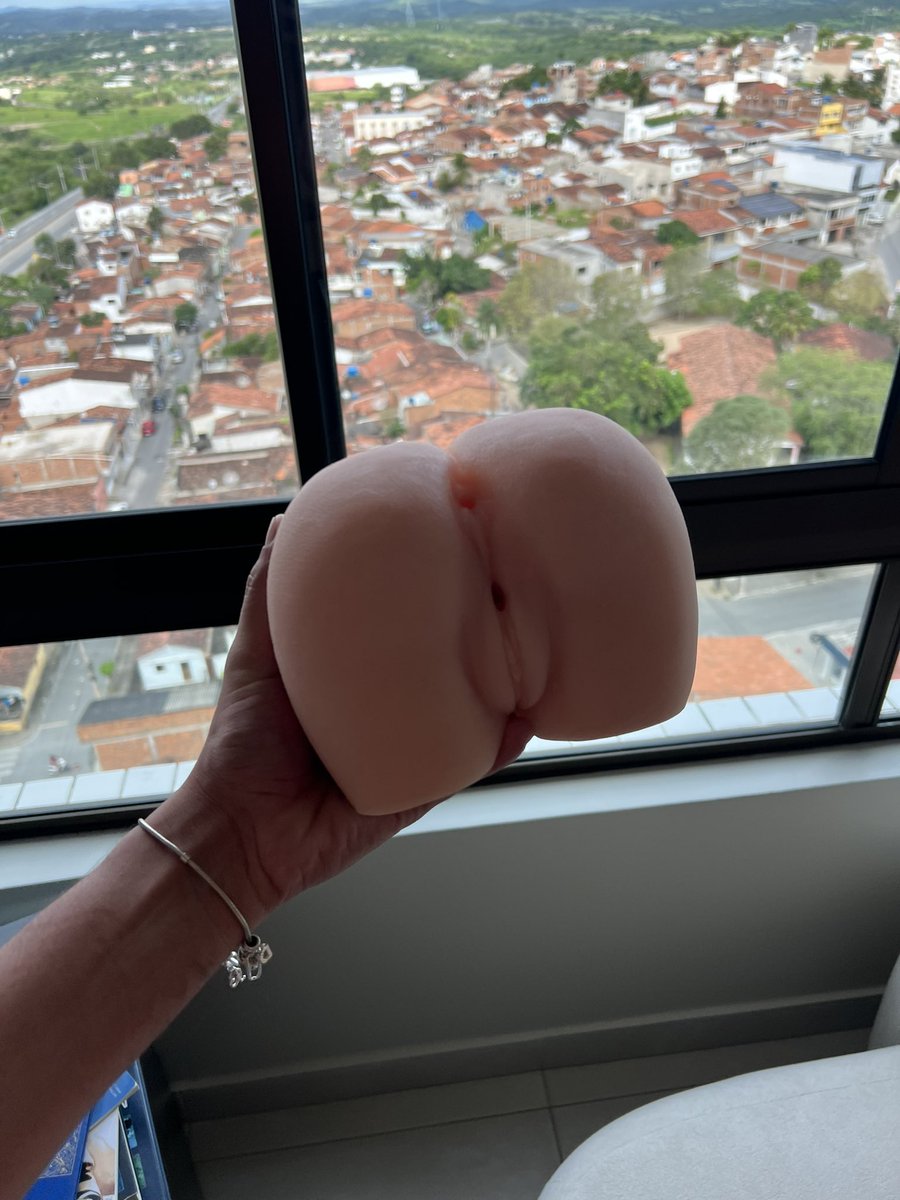 David_souzza2's tweet photo. Fui na casa de um amigo e do nada vi isso em cima da mesa 🫠 https://t.co/C4Q3QBIVou