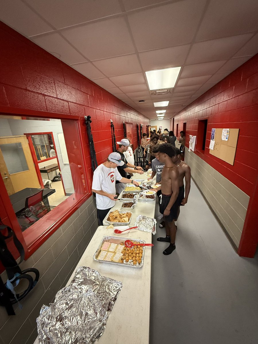 Thank you Greater Sardis Baptist for Breakfast today! Our boys appreciate everything you do! #ComeAndC🦅