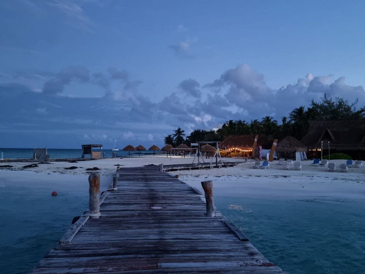 12714622pl's tweet photo. @AzideHunter Cancun https://t.co/qLpbY6mYfn