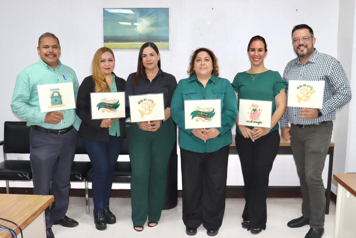 IMSSSONORA's tweet photo. Personal de unidades médicas y administrativas del #IMSSSonora porta una prenda de color verde para promover la #IntegridadIMSS, la transparencia y el compromiso ético.
Acciones por la integridad de la #FamiliaIMSS-#SNTSS. 💚 https://t.co/XFQ1BMCdVT