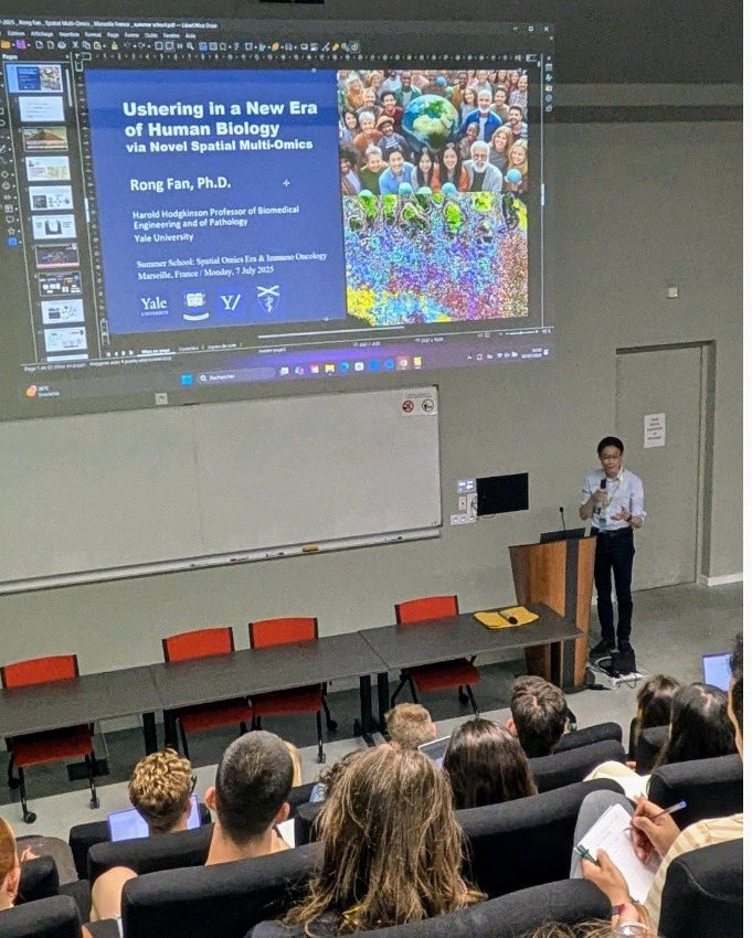 RongFan8's tweet image. Marseille 🇫🇷 — Came for the Mediterranean Sea, but mainly in the beautiful mountains 😀. Truly honored to give back-to-back keynotes with spatial transcriptomics pioneer Prof. Joakim Lundeberg. Amazing student energy! Also visited CIML, almost turning 50 years! 🔬✨ impressive!!!