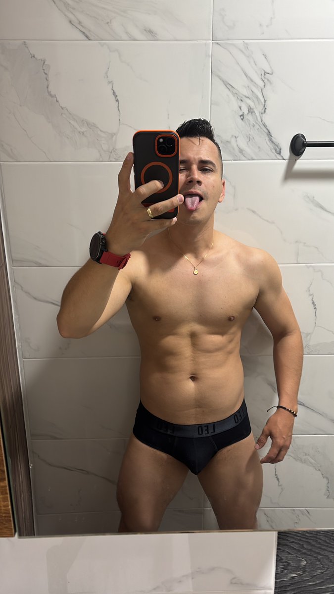 Johan_Andres94's tweet photo. Poco a poco vamos retomando la silueta nuevamente https://t.co/KYkiTld1EU