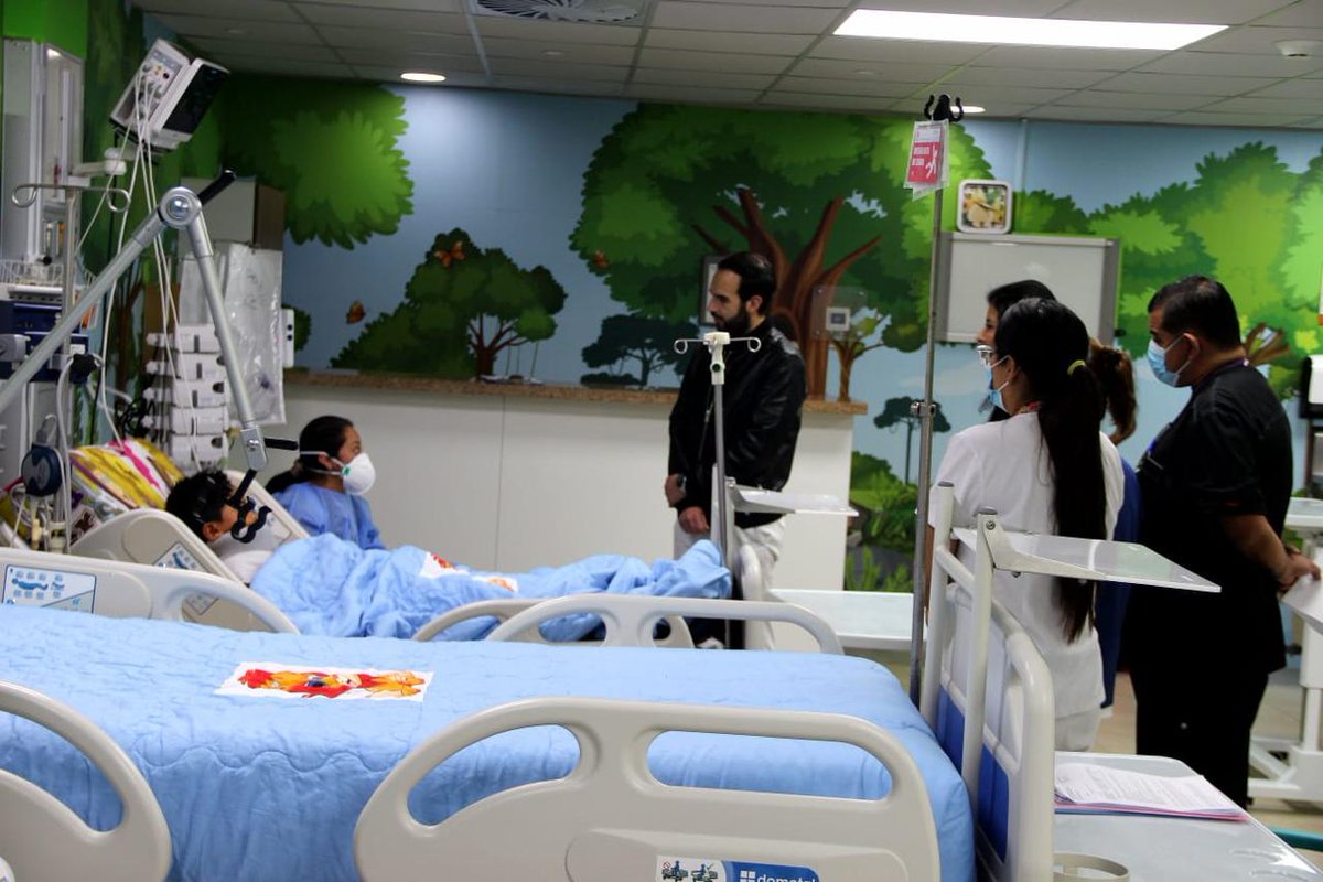 👨‍⚕️ El coordinador Zonal 9-Salud, <a href="/williampc_ec/">William Perugachi Calderón</a>, recorrió las áreas de emergencias del <a href="/HBacaOrtizEc/">Hosp. Pediátrico Baca Ortiz 🇪🇨</a>  para verificar de primera mano la atención que reciben nuestros niños, niñas y adolescentes.

🏥 Durante su visita, conversó con pacientes y familiares, escuchando sus necesidades