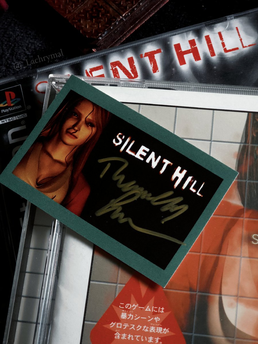 _Lachrymal_'s tweet image. I got Thessaly Lerner&apos;s signature 🥲🖤