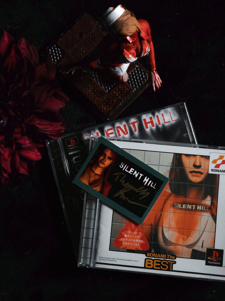 _Lachrymal_'s tweet image. I got Thessaly Lerner&apos;s signature 🥲🖤