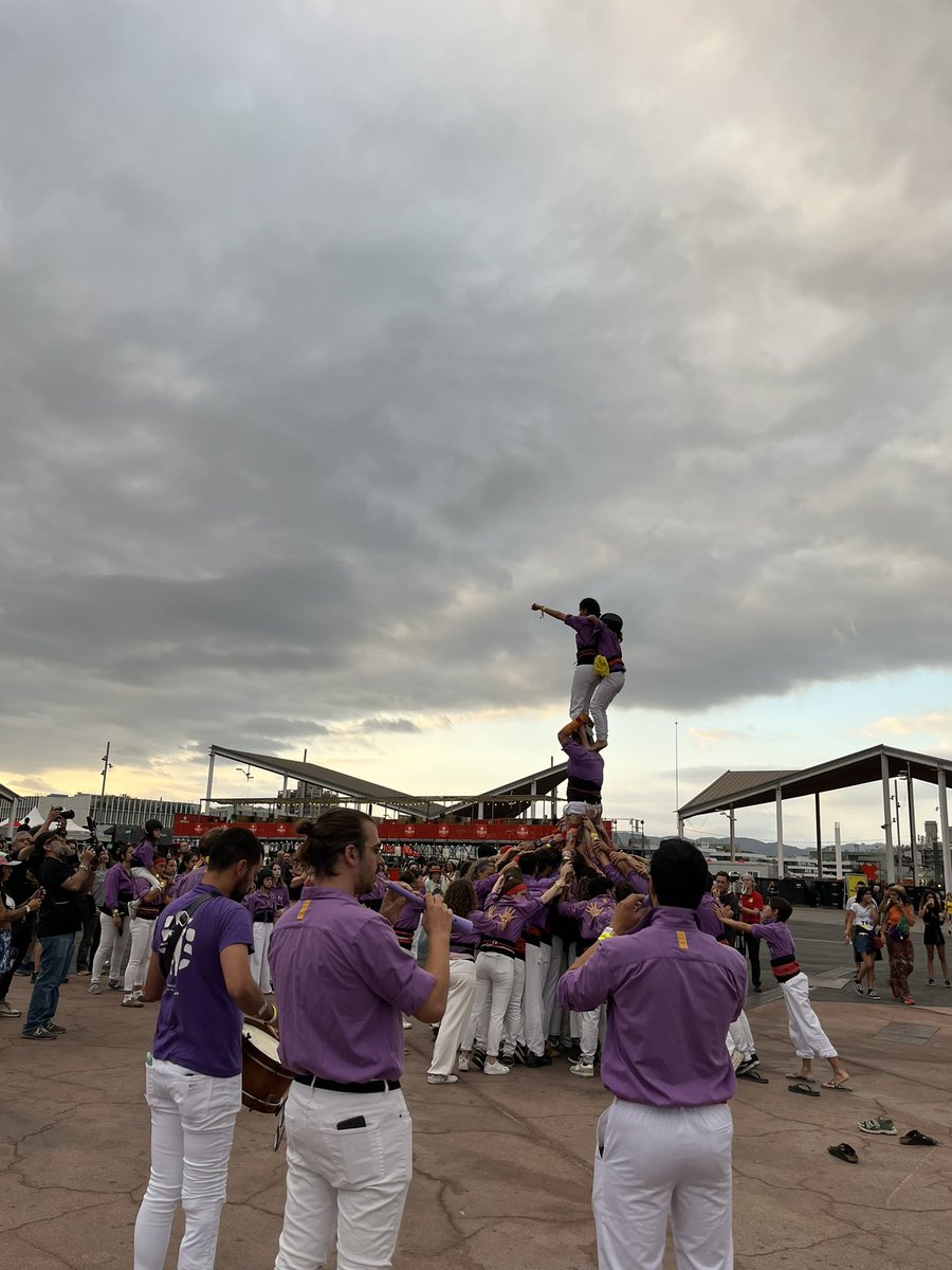Avui hem portat els castells al <a href="/cruillabcn/">FESTIVAL CRUÏLLA</a> 🕺🥁😍