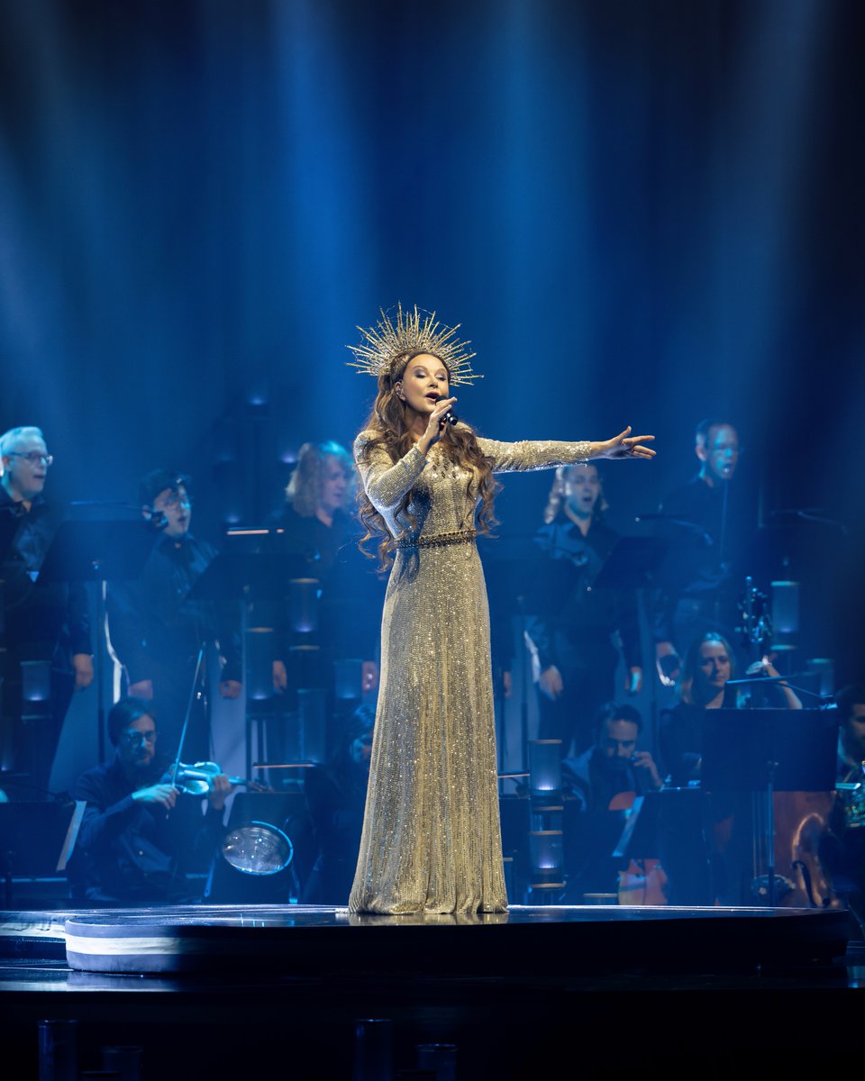SarahBrightman's tweet image. It’s Christmas in July… and never too early to make plans for the holidays!
Sarah Brightman is bringing her ‘A Winter Symphony’ Holiday Tour to the US and Canada this November and December.
Tickets and full tour details can be found at Sarahbrightman.com/Tours