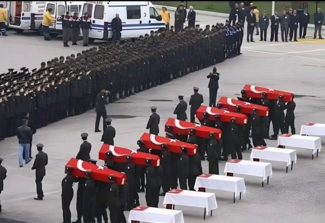 Vatan uğrana şehadet şerbetini içen Mehmetçiklerimizi #Türkunutmaz