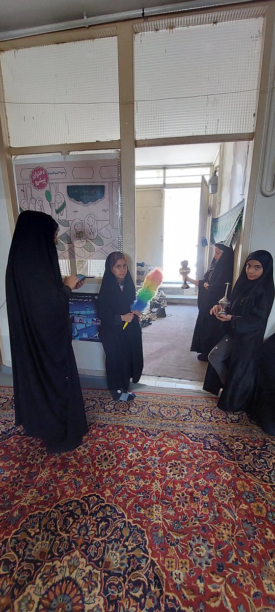 هیئت دخترانه ی ما به همت نوجوون هامون.
اینهمه شور و شوق اتفاقی نیست...
جز محبت خود امام حسین علیه السلام#حب_الحسین_یجمعنا
#لشکر_حسینی