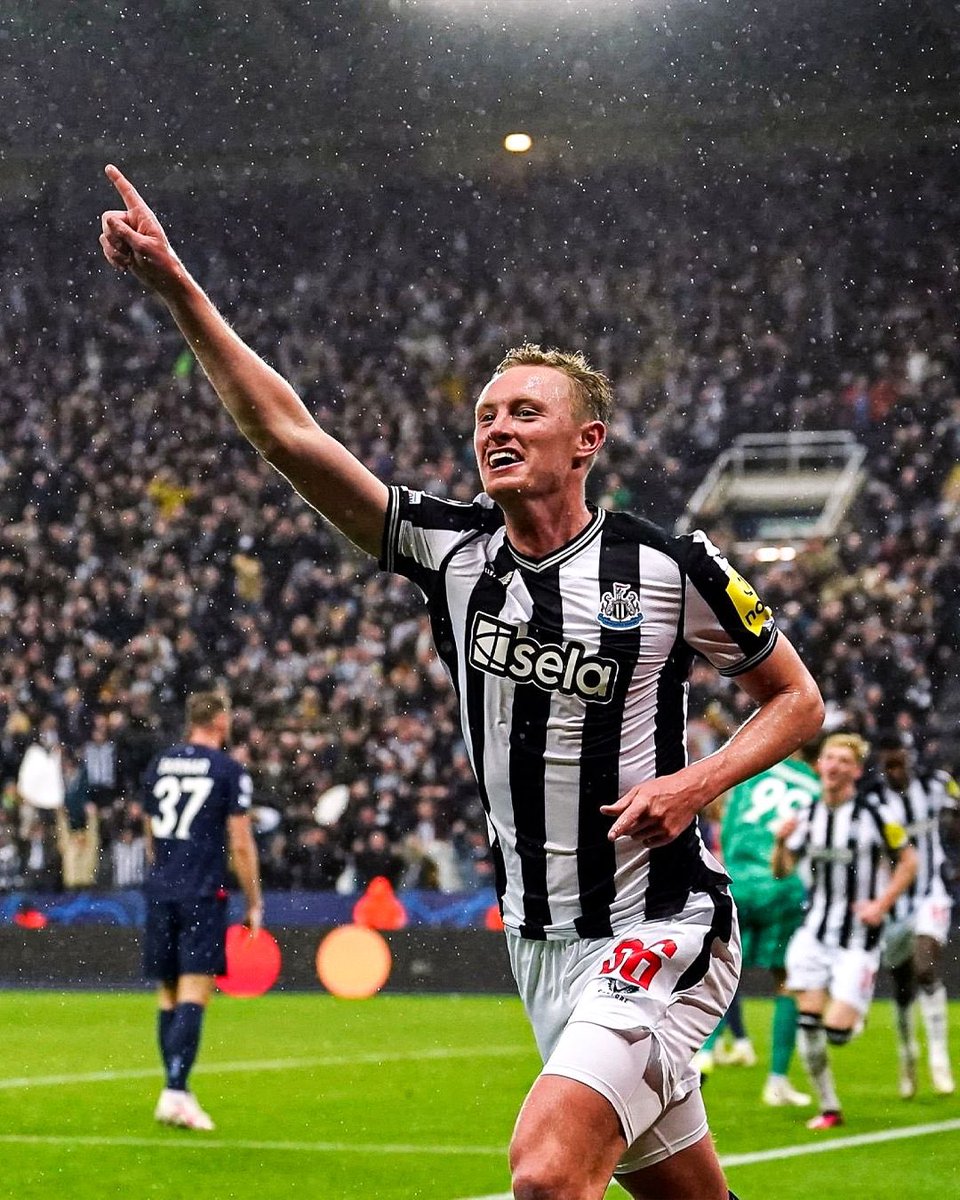 🚨 Leeds United have had a third bid of £12M for Sean Longstaff rejected by Newcastle.

Offer was £10M + £2m add-ons.

(Source: Sky Sports)