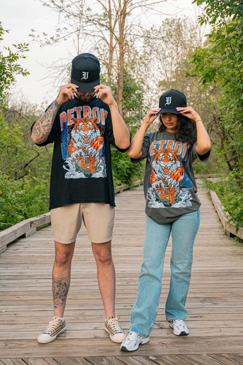 vengefulofcl's tweet photo. MOTOR CITY KITTIES Collection | Drops Friday, 7/18 at 11AM EST

Full collection to be unveiled later in the week but will don 3 hand-drawn designs (one past design reworked to add to the 2 previewed in this post), + much more! https://t.co/M8PWnuRz7g