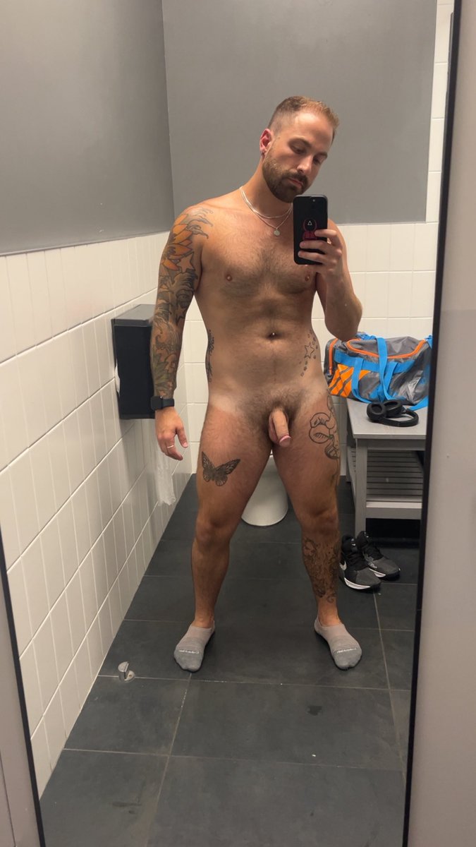 boyzversworld's tweet photo. Happy #humpday here’s my tits 🤪 #softcock #gay #bateboy #gaysolo https://t.co/E6Bjpq7JV5