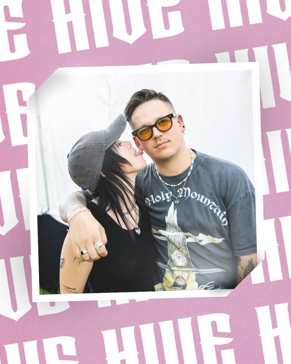 ONE ON ONE: An Interview With Hot Milk!

We sat down with Jim and Hannah of <a href="/hotmilkhotmilk/">HOT MILK</a> at 2000Trees Festival to talk about their latest album 'Corporation P.O.P', touring with Green Day, their favourite pop culture moments and much more!

🔗: youtube.com/watch?v=GXiU0b…
