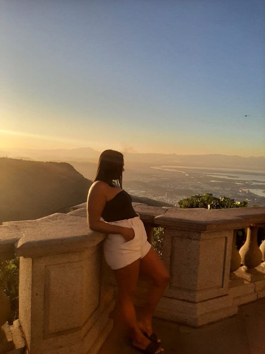 daraaxuu's tweet photo. "Só vibrando amor e paz " https://t.co/KdpwQWWX8R
