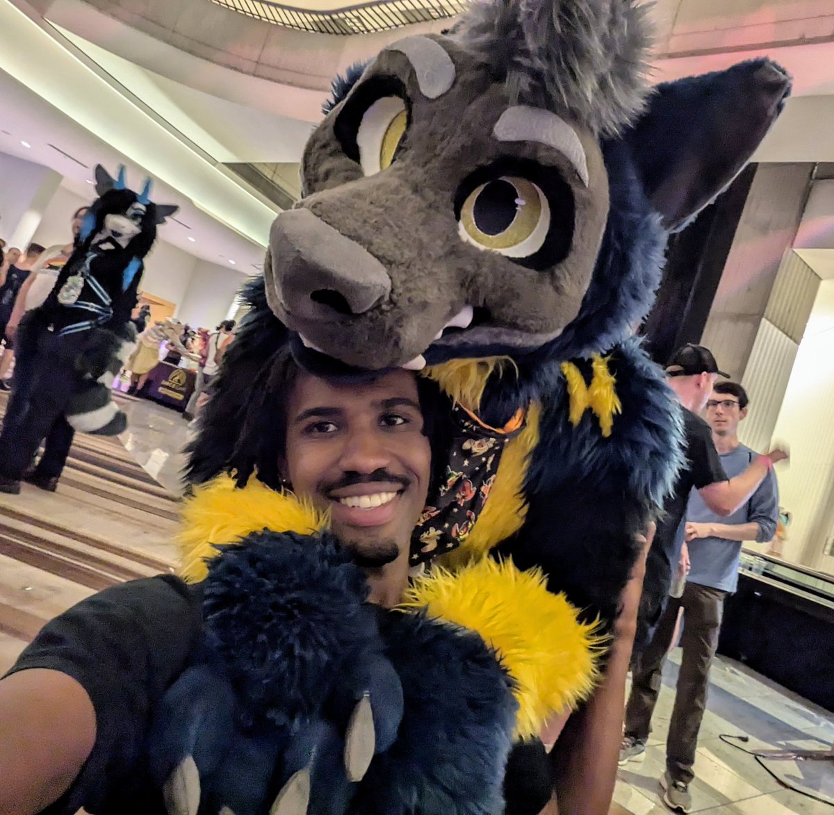 Voltagewolff117's tweet image. Always love seeing @Kutie_Kyrie 
He make me more jumpy and bouncy 😃😃💛❤️🤗🤗