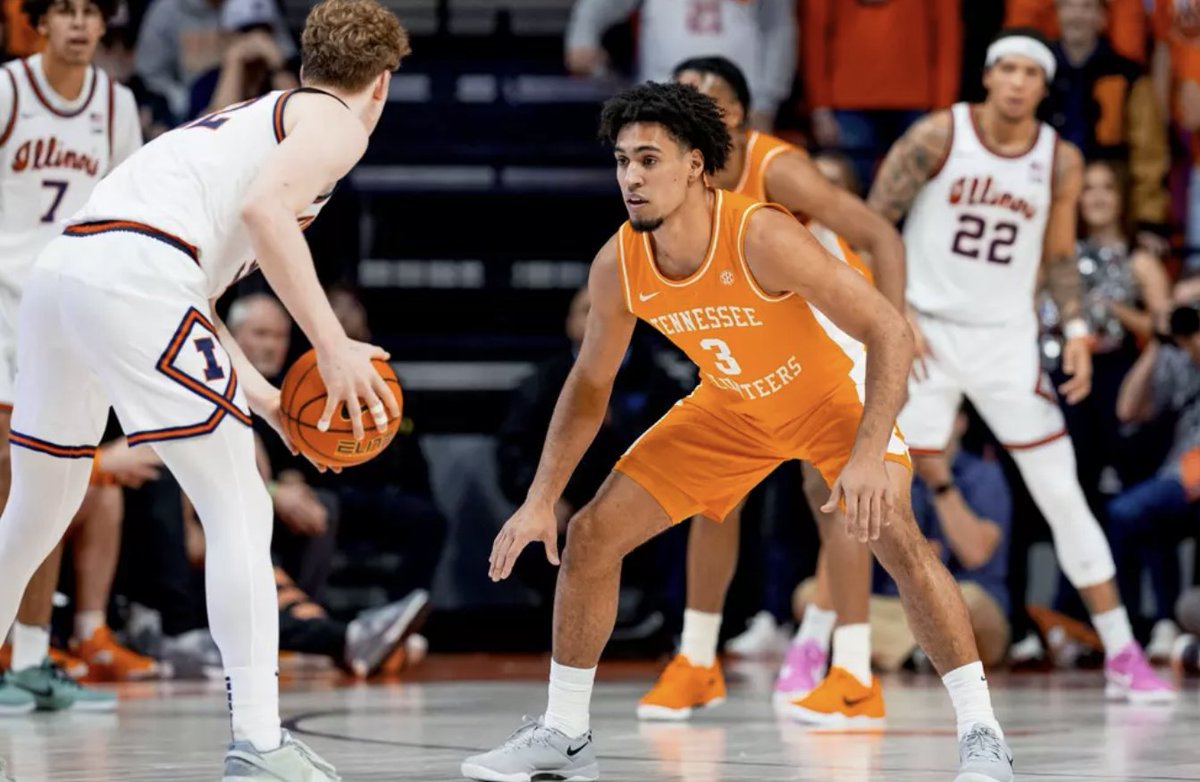 Tennessee will face Illinois inside Nashville's Bridgestone Arena on December 6th. #Vols