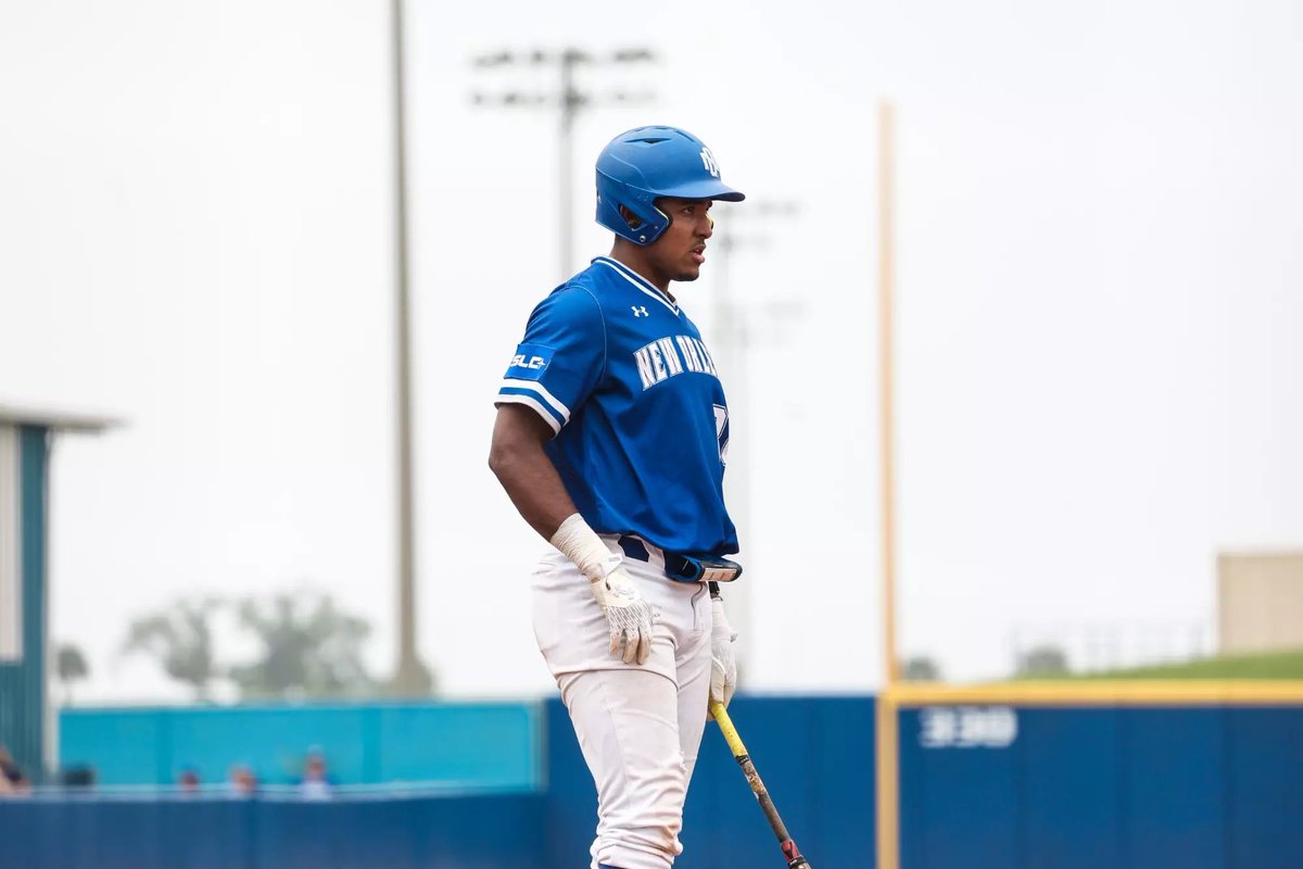 NEW COMMIT: <a href="/BaseballUGA/">Georgia Baseball</a> lands one of the top remaining uncommitted Portal players in former New Orleans two-way talent Bryce Calloway. Calloway finished last season with a .390 average, 10 doubles, 18 homers and 63 RBIs + a 1.206 OPS. Can also help on the mound. 

Profile: