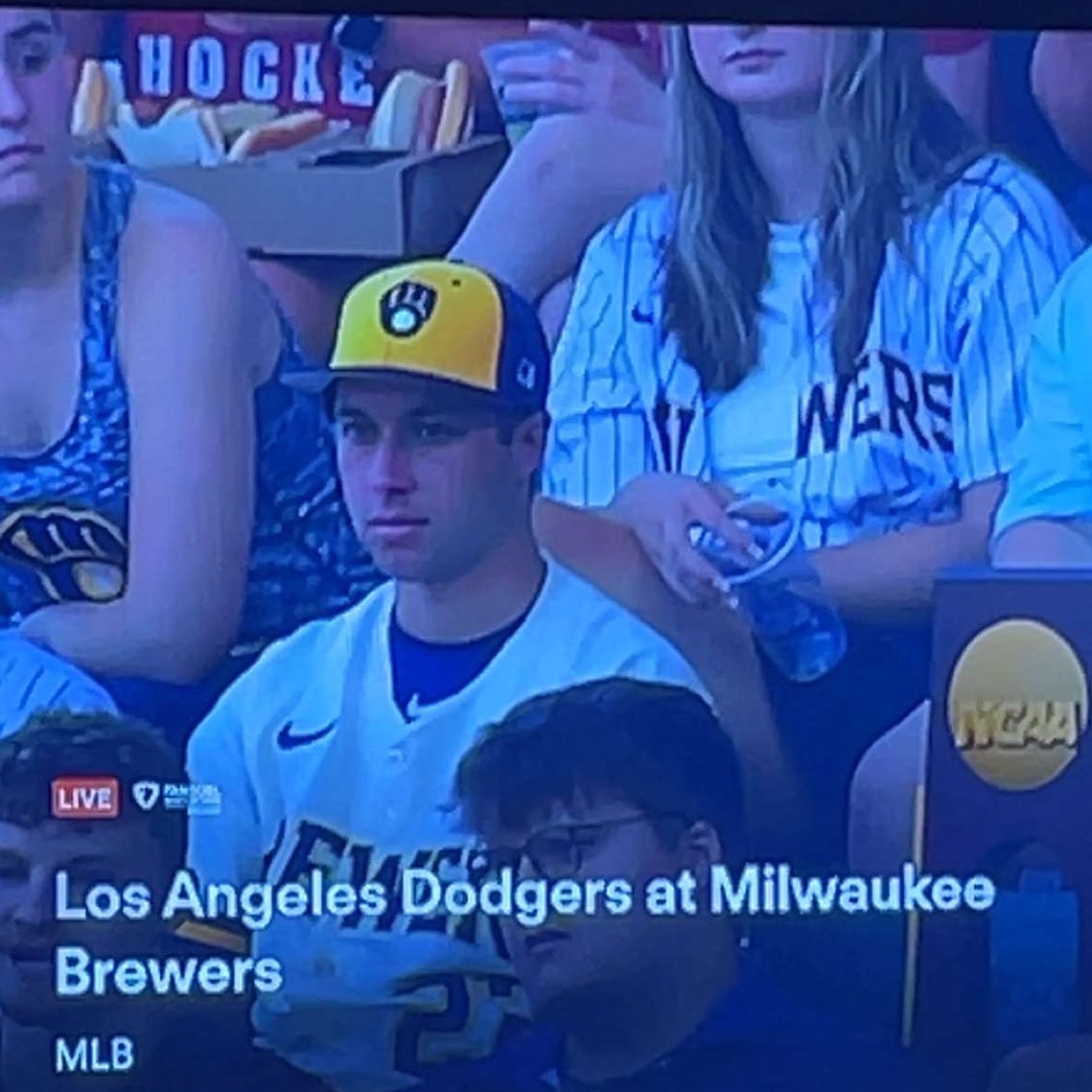 Celebrity appearance from our very own Drew Simon !