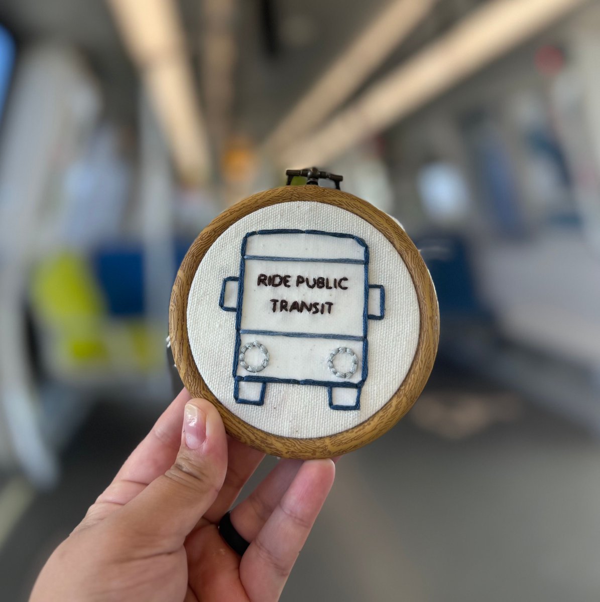 SFTRU's tweet image. Who's excited for Transit Month? 🙋 We're looking for volunteers to help support and run this HUGE event! Sign up using the link below, or contact @SFTRU and @SeamlessBayArea directly.
Sign up to volunteer here: buff.ly/HkfKVJB