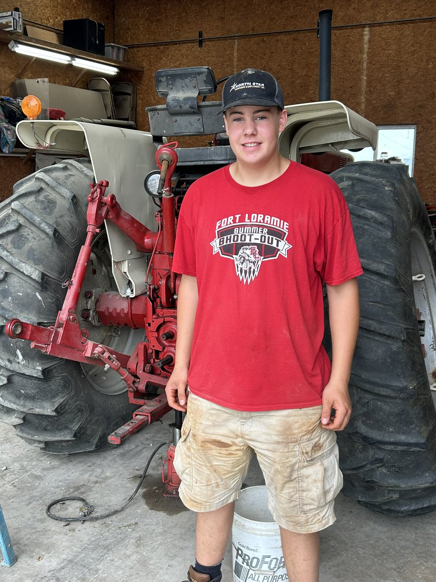 Short trip around the corner this morning to visit with Kendall as he was up and running at Ruhenkamp Farms already. His typical day consist of walking the swine barns to check feeders, water lines, and animal health. He also assist with field work and day to day maintenance.