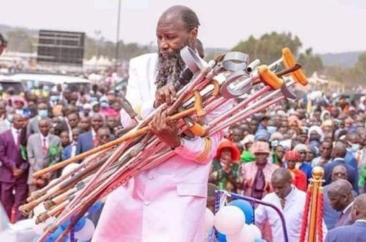 Amenya’s friend is about to do many miracles under kasongo.