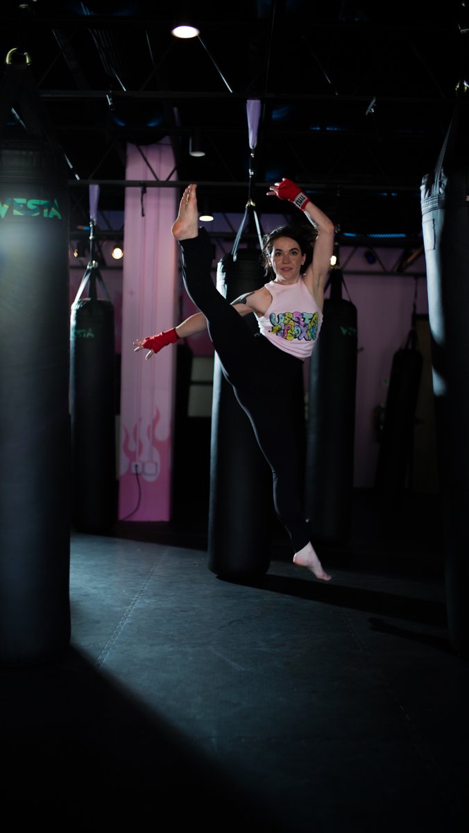 Simran_Modhera's tweet image. The power in this building simmers just beneath the surface — and the only way to tap into it is to show up, body and mind. This is Vesta Boxing: fitness created by all, for all.