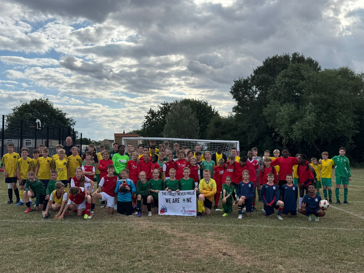 Greensted Primary School & Nursery (@greenstedpri) on Twitter photo ⚽️ 💚An excellent evening of football at the Basildon Peace Trophy on Monday to remember Srebrenic - special thanks to The Basildon Twinning Association for organising! ⚽️ 💚<a href="/basildontwin/">BasildonTwinning</a> <a href="/_Forget_Never/">Forget Never Project</a> #wearegreensted ⚽️ 💚An excellent evening of football at the Basildon Peace Trophy on Monday to remember Srebrenic - special thanks to The Basildon Twinning Association for organising! ⚽️ 💚<a href="/basildontwin/">BasildonTwinning</a> <a href="/_Forget_Never/">Forget Never Project</a> #wearegreensted