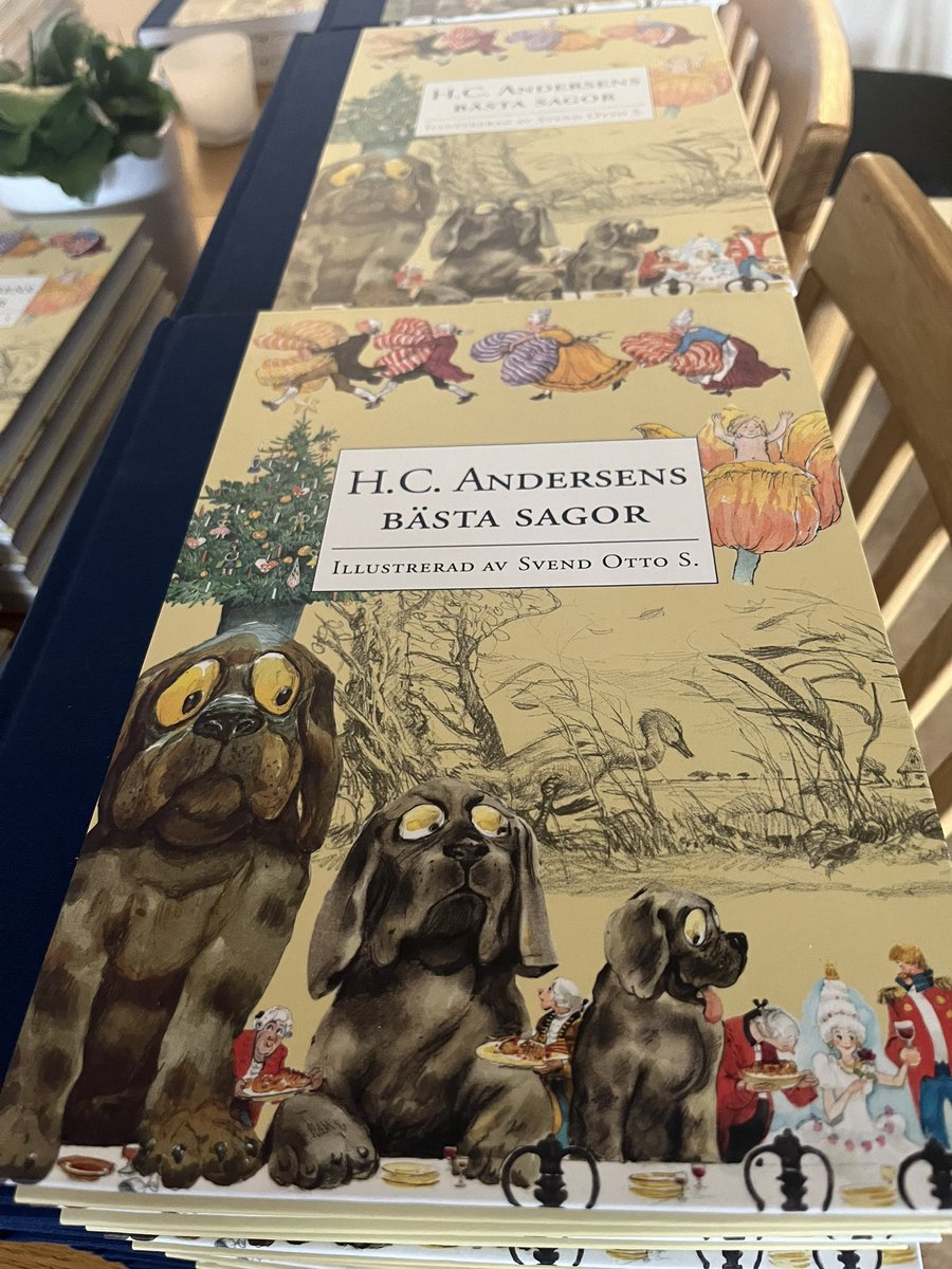 Sommarens högläsning på lovskolan. 

Vi läser även Tove Jansson och annan litteratur som inte bara ger eleverna språkliga nyanser utan som även stretchar deras hjärnor och vidgar perspektiven. 

Jisses vad jag saknar att undervisa.