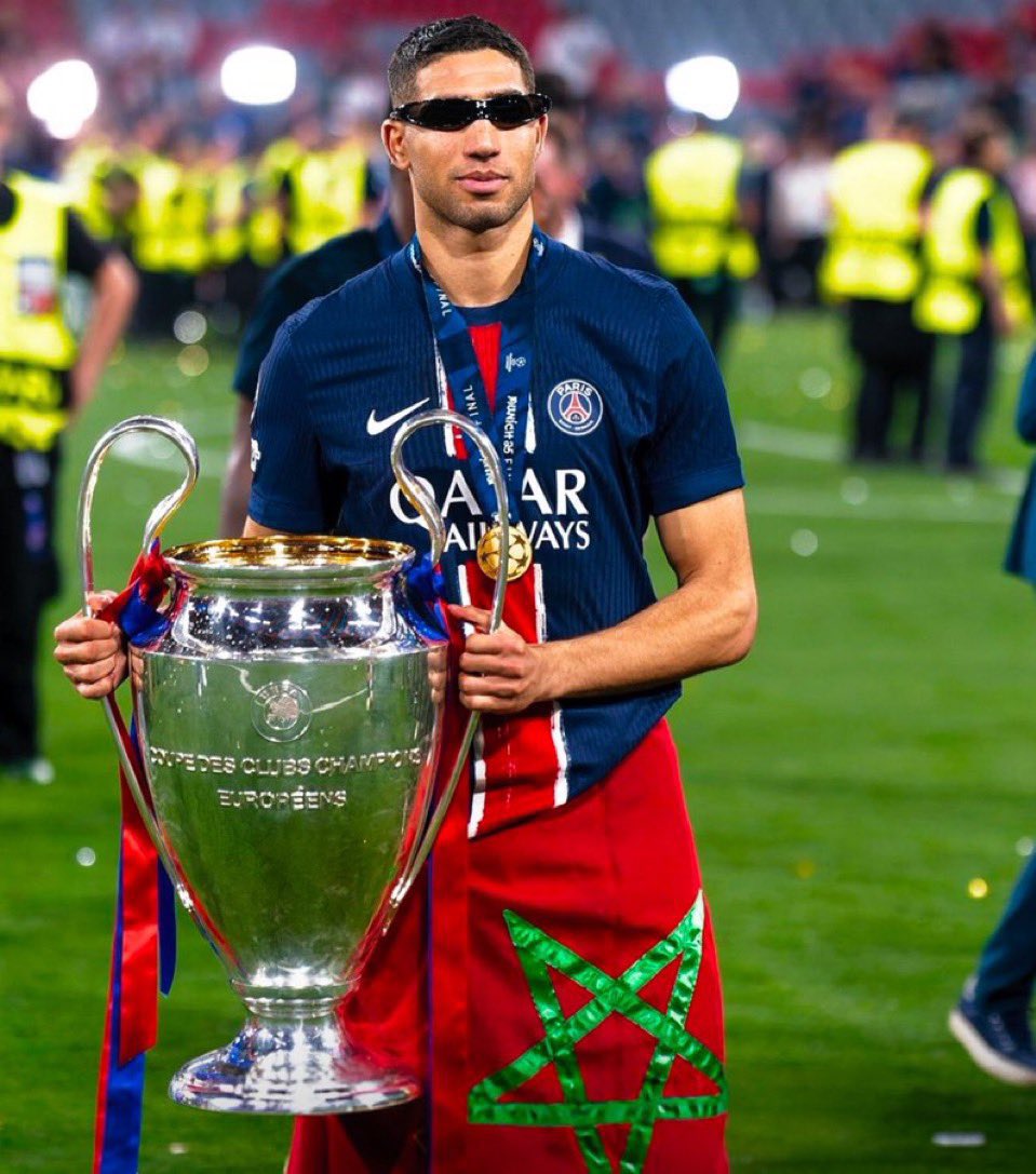 TFT_Morocco's tweet image. Achraf Hakimi 🇲🇦 est marocain, c’est le tweet.