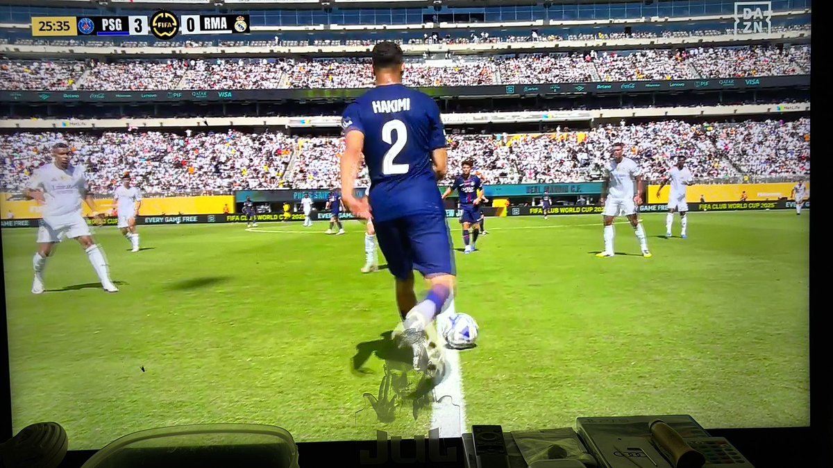 vdr_detp tweet media