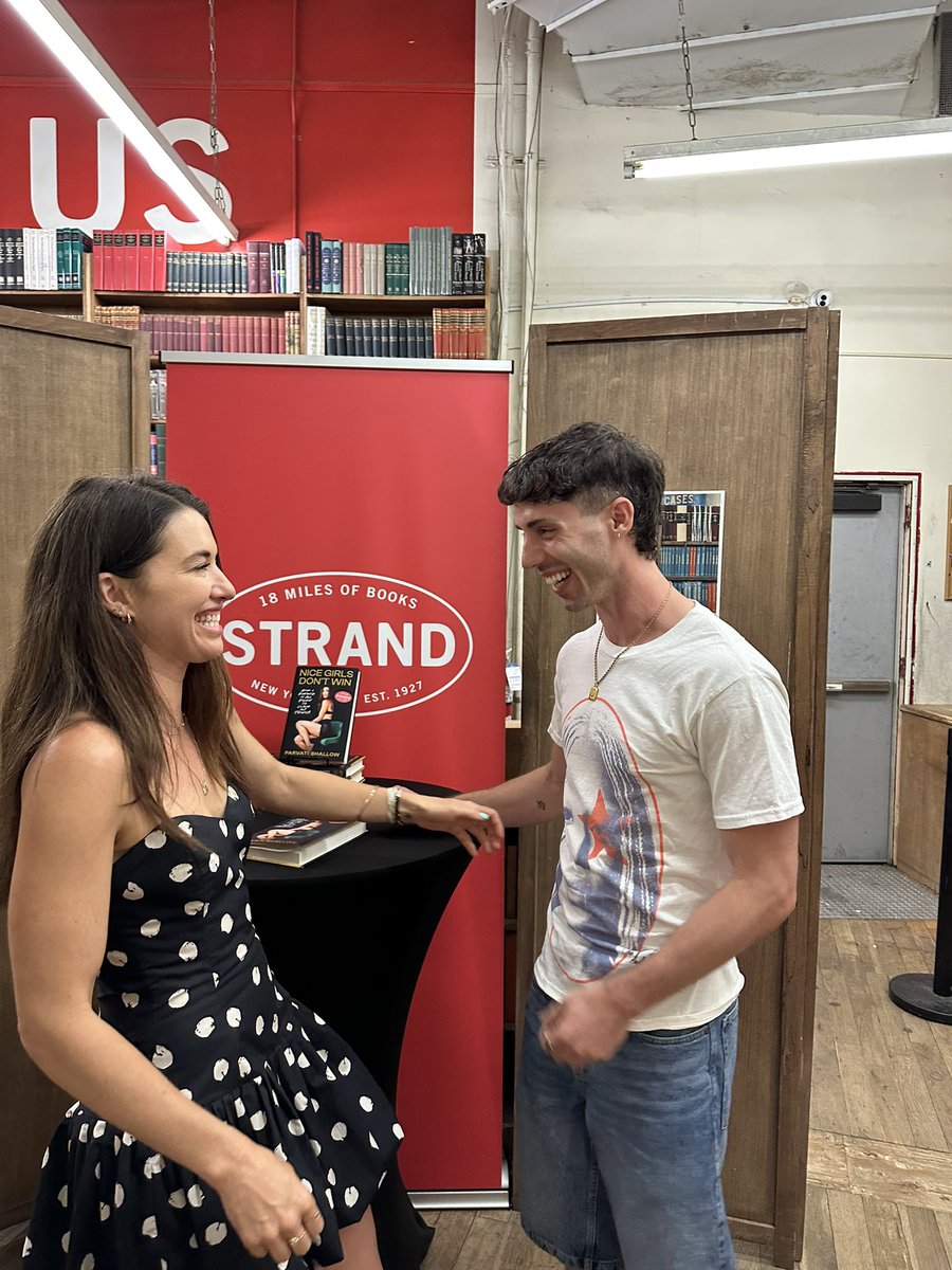 Made Parvati laugh &amp; she greeted me by calling me handsome and gassing me tf up so my Wednesday &gt;&gt;&gt;