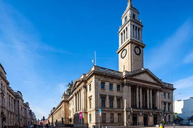 📢 Hull residents! Have your say in our latest People's Panel survey 💬

🟡 How’s <a href="/Hullccnews/">Hull City Council</a> doing?
🟡 Do you trust us?
🟡 Are we helping improve the city — and your life?

Your views will make a difference 👇

📝 Take part now: online1.snapsurveys.com/b2nxv3?q0b=tom

#HaveYourSay