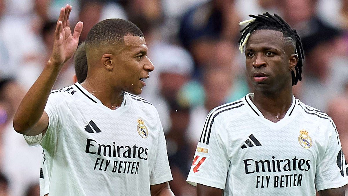 bern_sie's tweet photo. Comment peut-il faire une telle erreur de débutant en alignant #vini et #Mbappe dans le même match.
#realpsg
#coupedumondedesclubs https://t.co/ZfwyCrsHcx