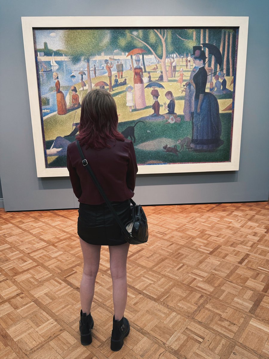 archamation's tweet image. thank u chicago for allowing me to finally recreate this scene from ferris bueller and see the actual picture of dorian gray ❤️