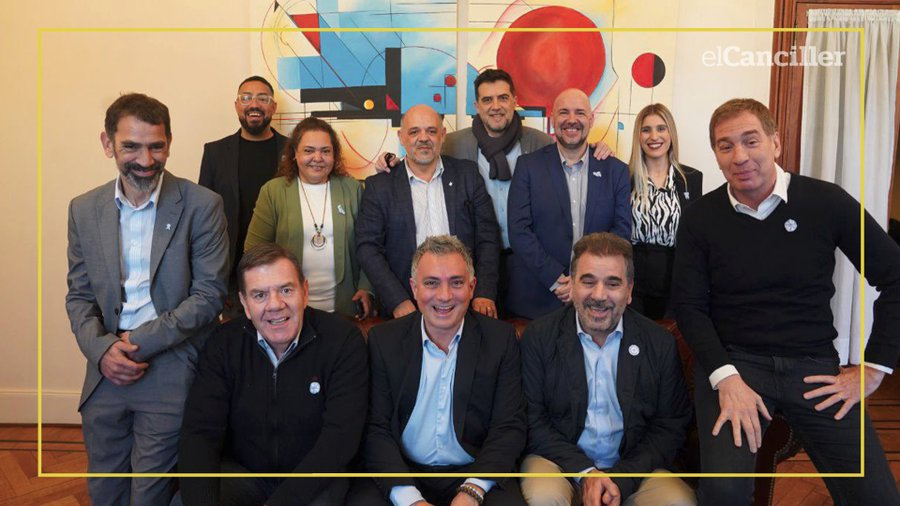 A ver, digan todos para la foto "Con la tuya"