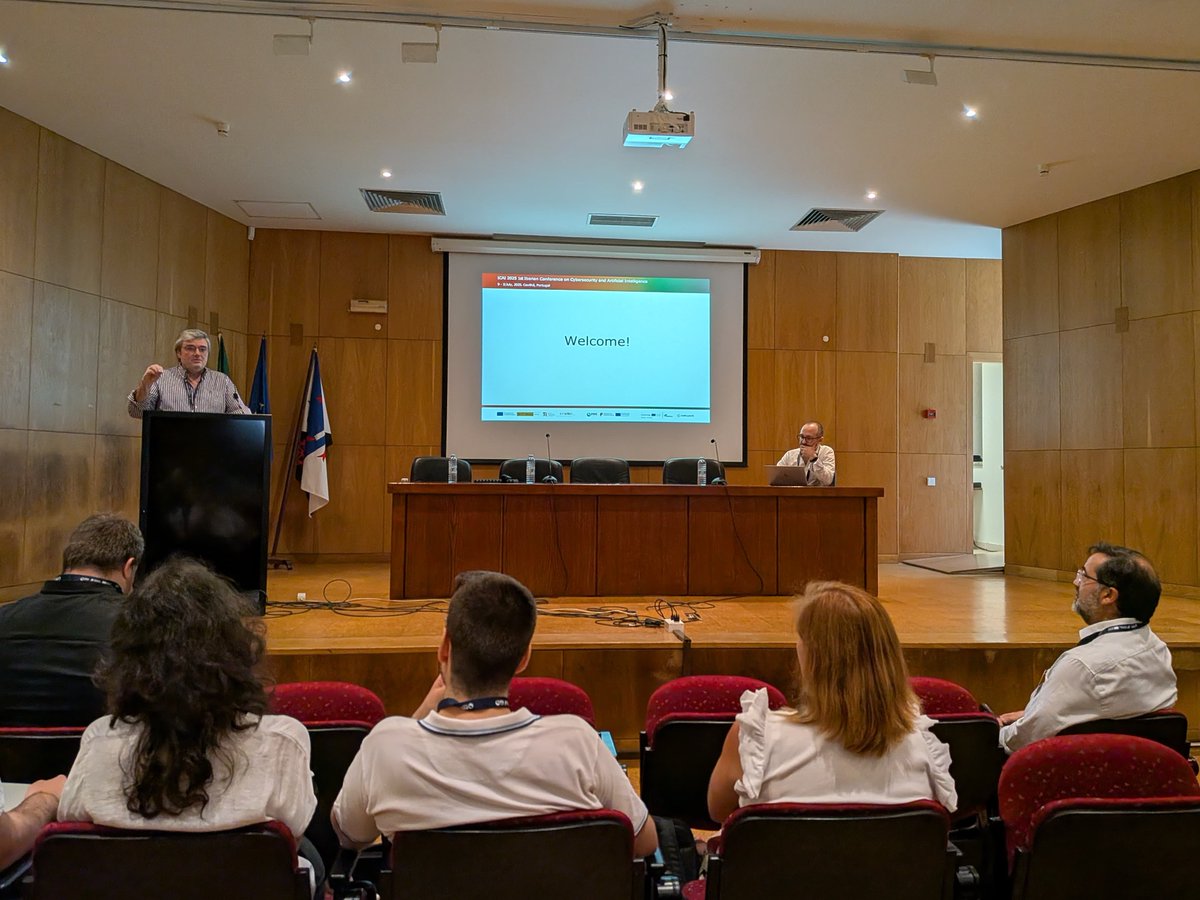 Escuela Politécnica CC tweet media