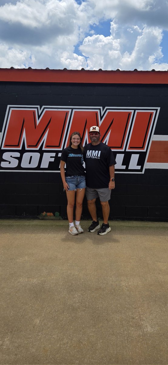 Great visit with Coach Jeff today at MMI! Blessed to receive an offer! Thanks Coach for  an amazing visit!

<a href="/Mmitigerssoftba/">MMI Softball</a> <a href="/SE18uCopeland/">MizunoSE Copeland 18u</a>