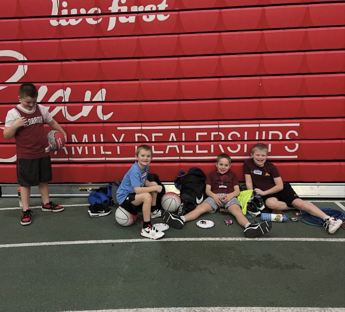 IT’S NOT TOO LATE TO SIGN UP FOR OUR ANNUAL MINI BEAVER BASKETBALL CAMP! We’re just 5️⃣ days away from Day 1 in the Dome. 

🏀 K-2nd 9AM-12PM
- - - - - - - - - - - - - - - - 
🏀 3rd-8th 9AM-4PM 

July 14th-17th: Use the link to sign up! …ewomensbasketballcamps.totalcamps.com/shop/product/4…

#BuildTheDam