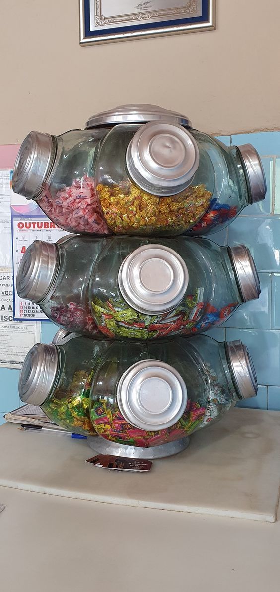 tetehswetie's tweet image. doces que marcaram sua infância e você nem lembrava mais

── a thread ✨