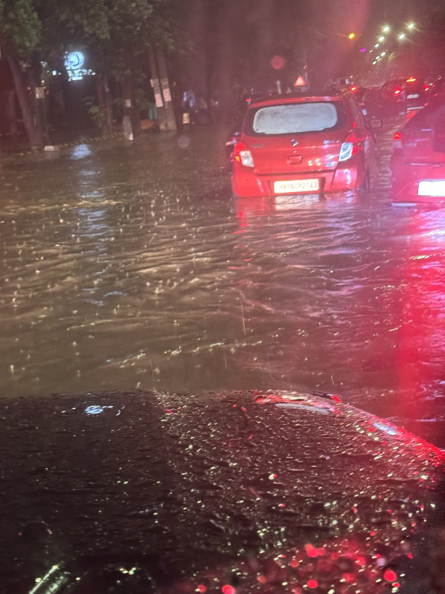 ambujaagarwal1's tweet photo. @OfficialGMDA @DC_Gurugram @MunCorpGurugram @diprogurugram1 Absolutely worst city development and municipality https://t.co/Dq7wZiV4ri
