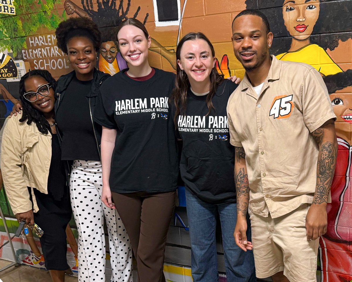 OsCommunity's tweet image. We’re proud to team up with Teach For America to celebrate their incredible corps members and alumni who serve at Harlem Park Elementary Middle School!
These educators make a lasting impact in the classroom and continue to show up for Baltimore’s students every day. The Orioles…