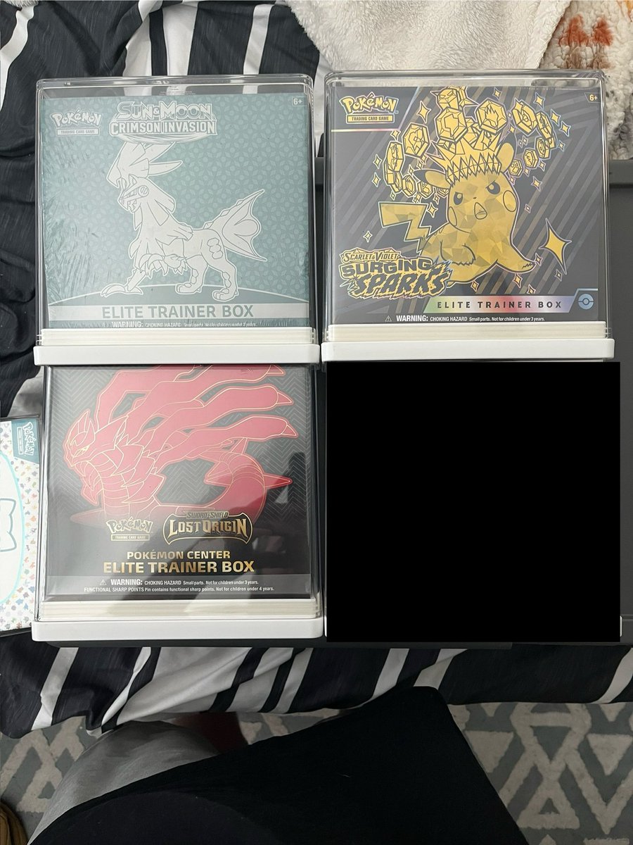 ETB Sale

Crimson Etb $135 shipped, $140 with case 
Surging Etb $105 shipped, $110 with case 
Lost Origin PC Etb $205 shipped, $210 with case  

Take all with cases for $420 🤣🍃

RT's appreciated