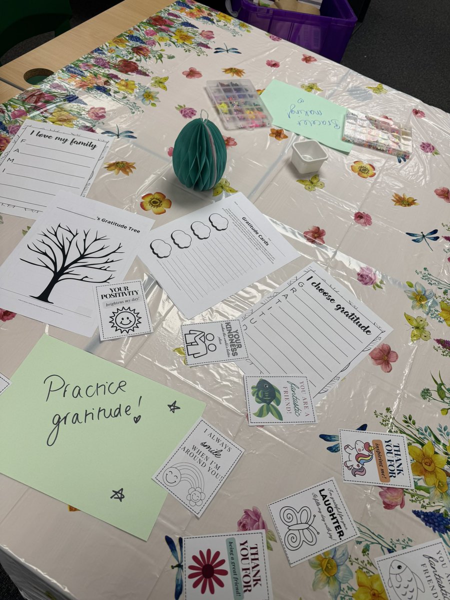 CopleyMHWB's tweet photo. Tea &amp; Talk activities ready for tomorrow morning. 
Where? In the LRC
When? 8-8:30am
Why? A positive start to your Thursday morning 🧠 💕 https://t.co/C5HzlsaIjD