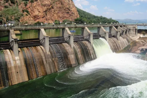 aguaorgmx's tweet photo. 🌊 EE.UU. rechazó un envío de agua proveniente de México por posible contaminación, según autoridades del DR026 en Tamaulipas.
Esto complica el cumplimiento del Tratado de Aguas de 1944.

Leer:
https://t.co/U3DiHM0jCx https://t.co/WVFciMmZiM