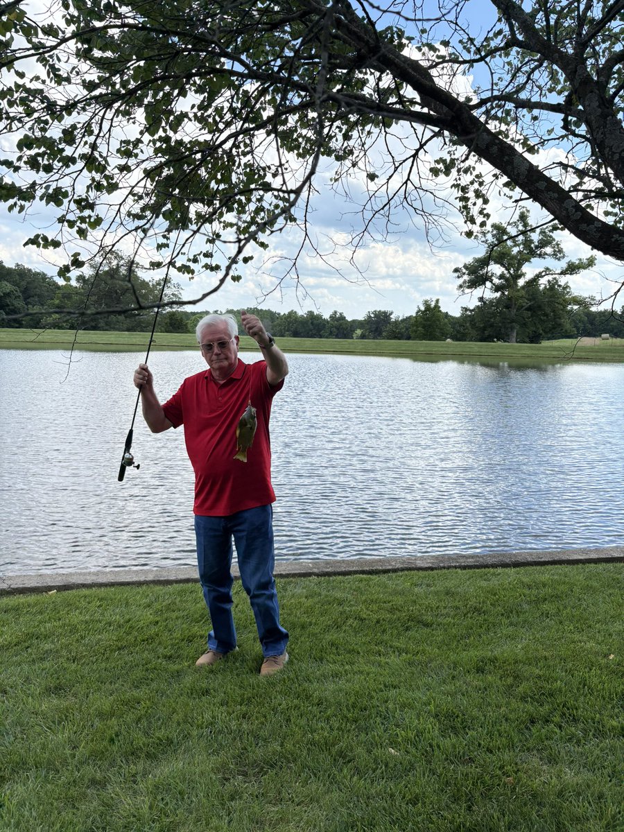 KChenoweth's tweet image. Nothing like fishing days with the family 🎣💕
