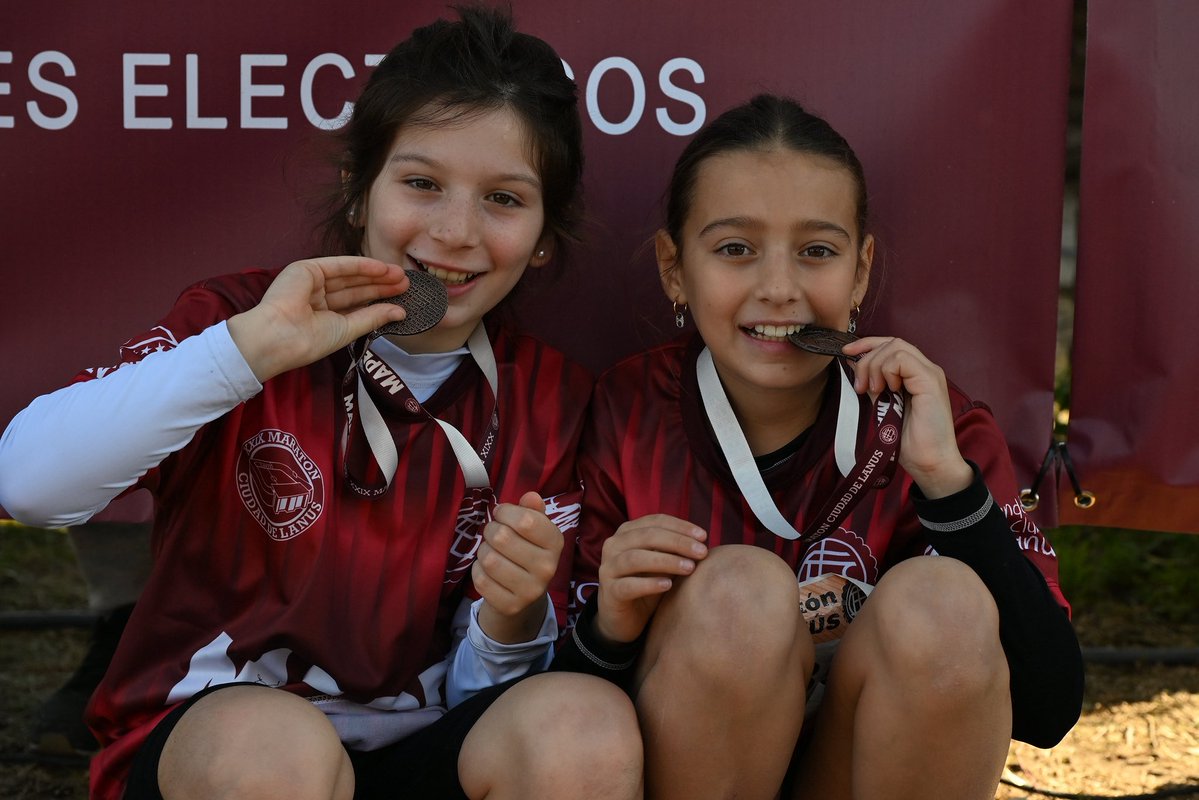#LanúsMaratón29 🇱🇻 Seguinos en Flickr y descargá las imágenes de la XXIX Maratón del Club Atlético Lanús 

🔗 Álbum: flic.kr/s/aHBqjCkY44