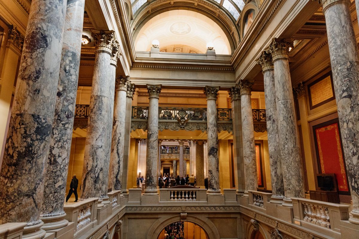 🚨 New laws summarized for #MnCities 🚨

The League’s 2025 Law Summaries are now available! From public safety to elections, see what’s changing and how it could affect your city.

Read our law summaries: lmc.org/lawsummary25